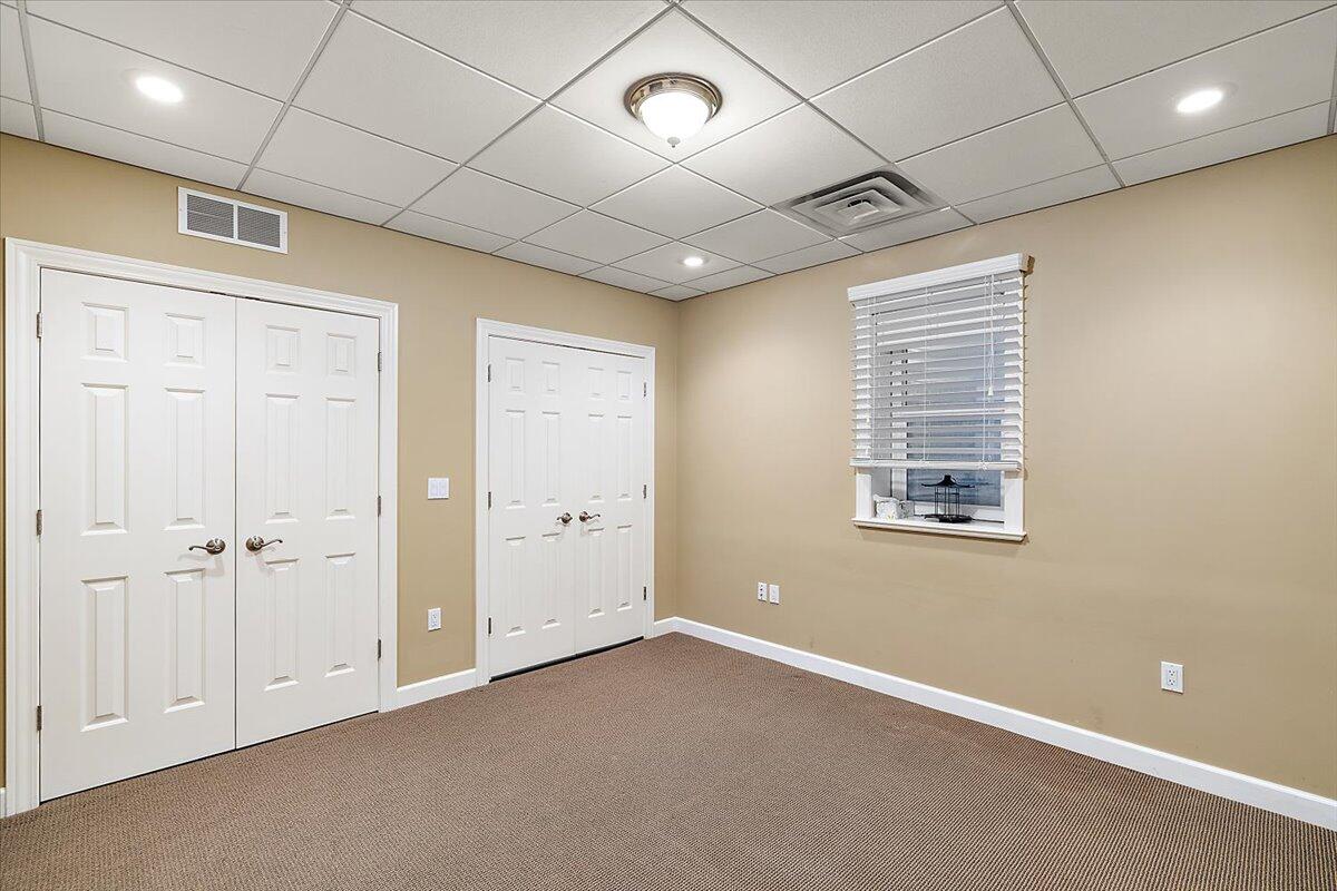 4150 Ridge Side Drive Rochester, MI 48306 - Photo 56 of 61 85-4150 Ridge Side Interior-62