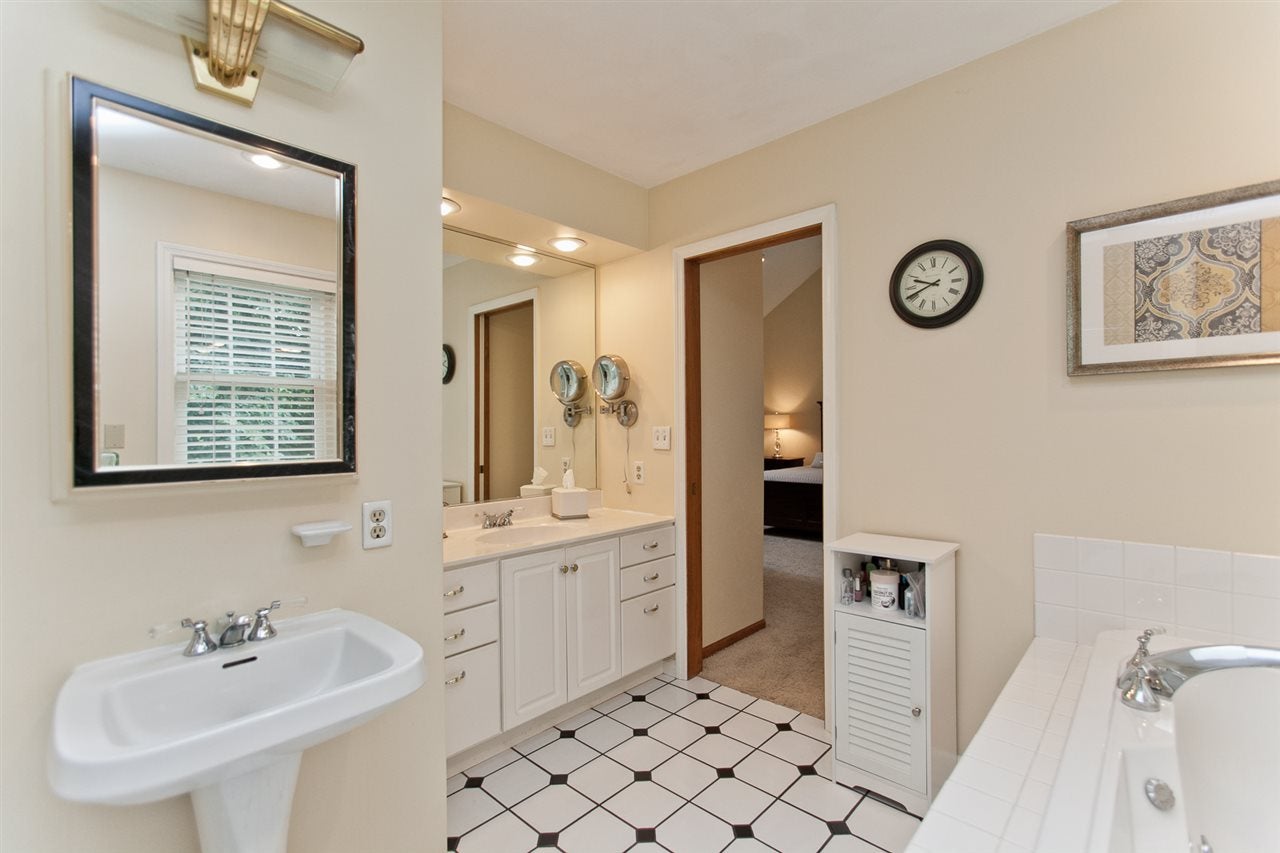 4043 Bruce Road Marion, IA 52302 - Photo 25 of 46 Gallery Image 25