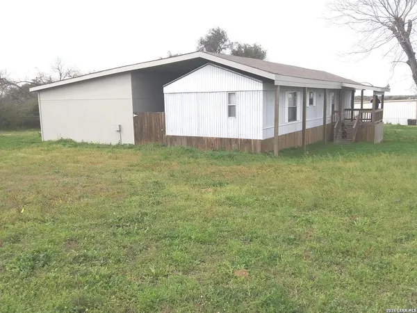 $1,600 | 9075 Loop 1604, Elmendorf, TX 78112