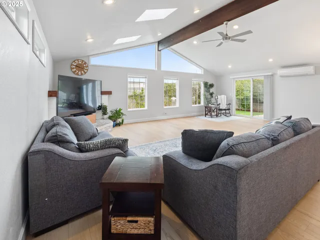 $524,900 | 4125 Spruce Street, Florence, OR 97439