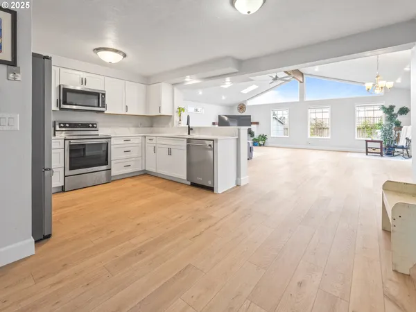 $499,900 | 4125 Spruce Street, Florence, OR 97439