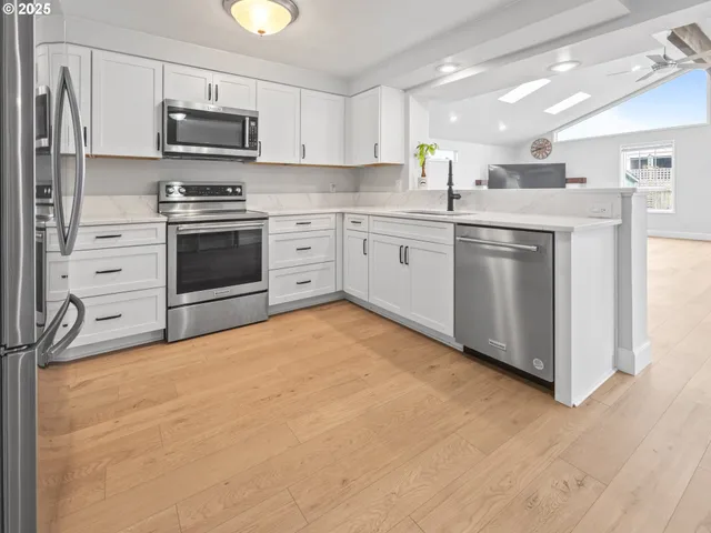 $524,900 | 4125 Spruce Street, Florence, OR 97439