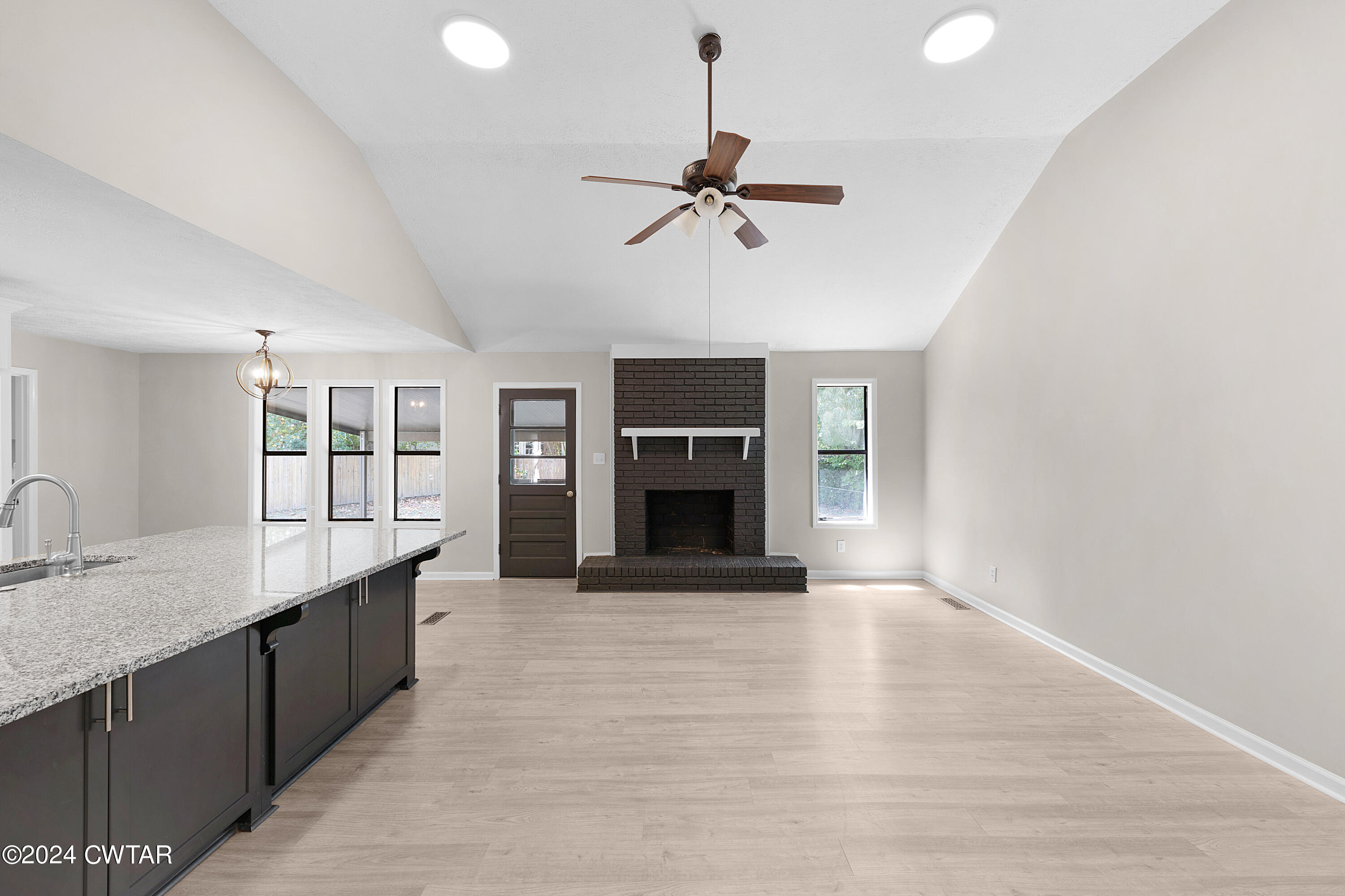 117 Ridgeoak Place Jackson, TN 38305 - Photo 14 of 20 a view of a kitchen with a sink and a kitchen