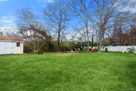 $549,990 | 21 Elkin Drive, Middle Island, NY 11953