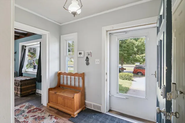 $190,000 | 739 Beverly Park Place, Jackson, MI 49203