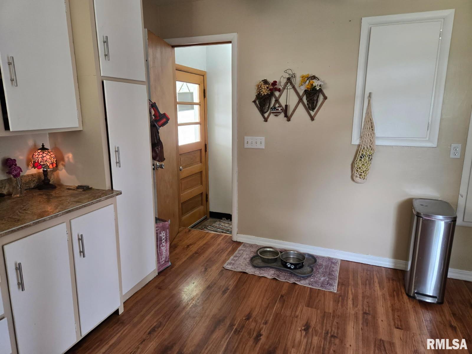 23544 North Urish Road Canton, IL 61520 - Photo 8 of 36