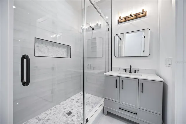 $15,000 | 3601 West Platt Street, Tampa, FL 33609