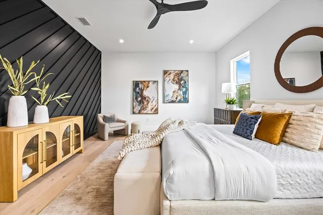 $15,000 | 3601 West Platt Street, Tampa, FL 33609