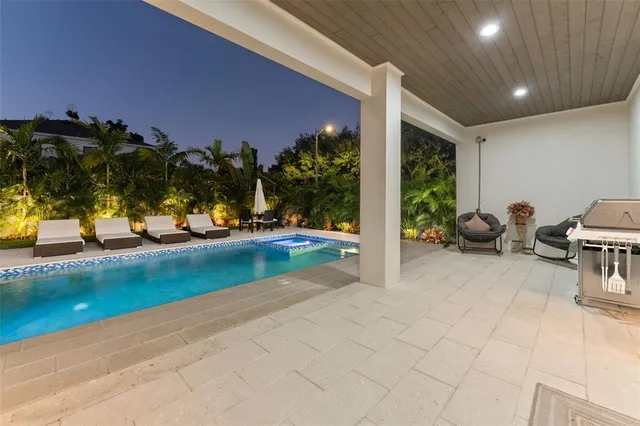 $15,000 | 3601 West Platt Street, Tampa, FL 33609