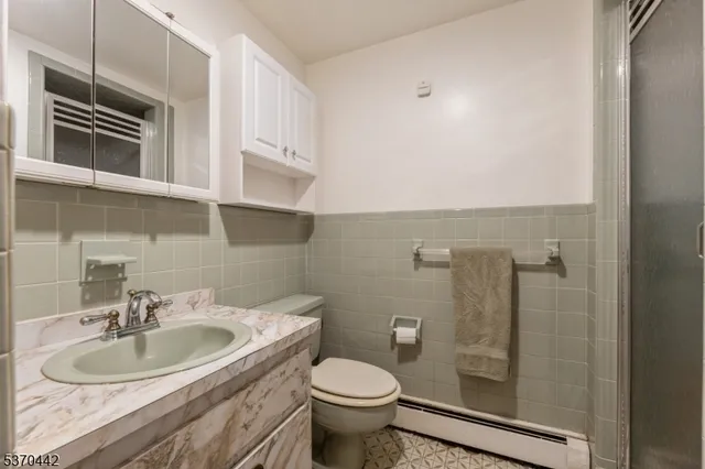 $695,000 | 1858 Highway 23, West Milford, NJ 07480