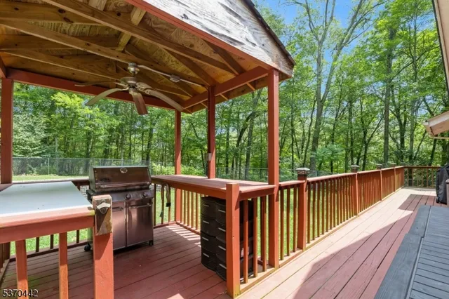 $695,000 | 1858 Highway 23, West Milford, NJ 07480