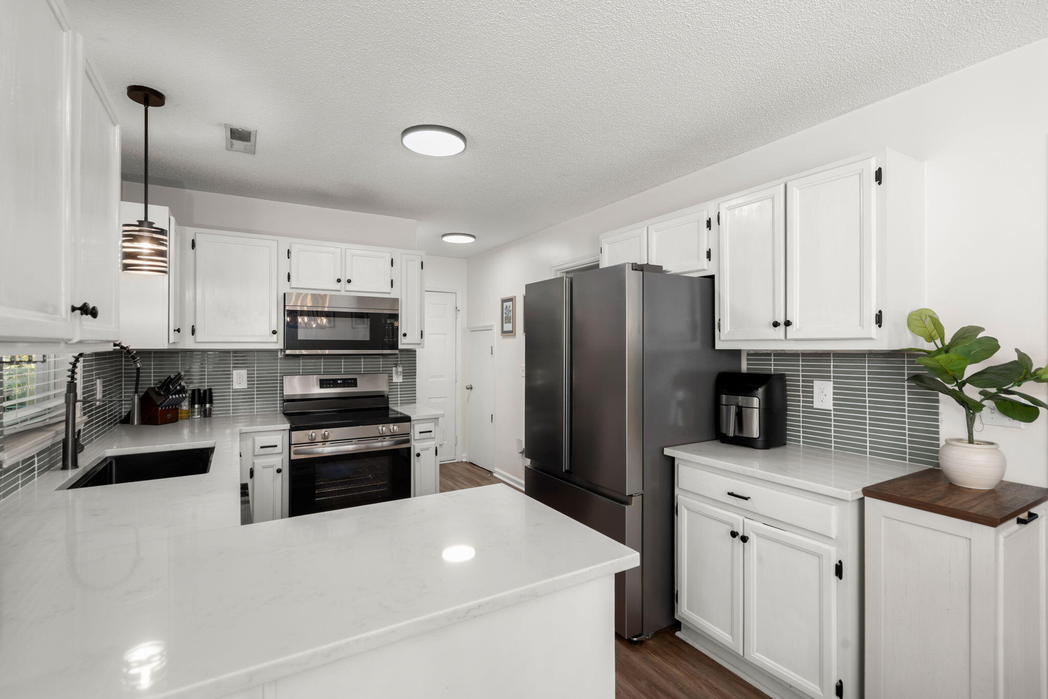 2446 Castlereagh Road Charleston, SC 29414 - Photo 16 of 43 16