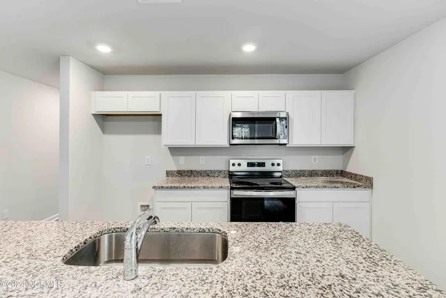 $259,999 | 1503 West White Egret Lane Northeast, Unit LOT 752, Bolivia, NC 28422