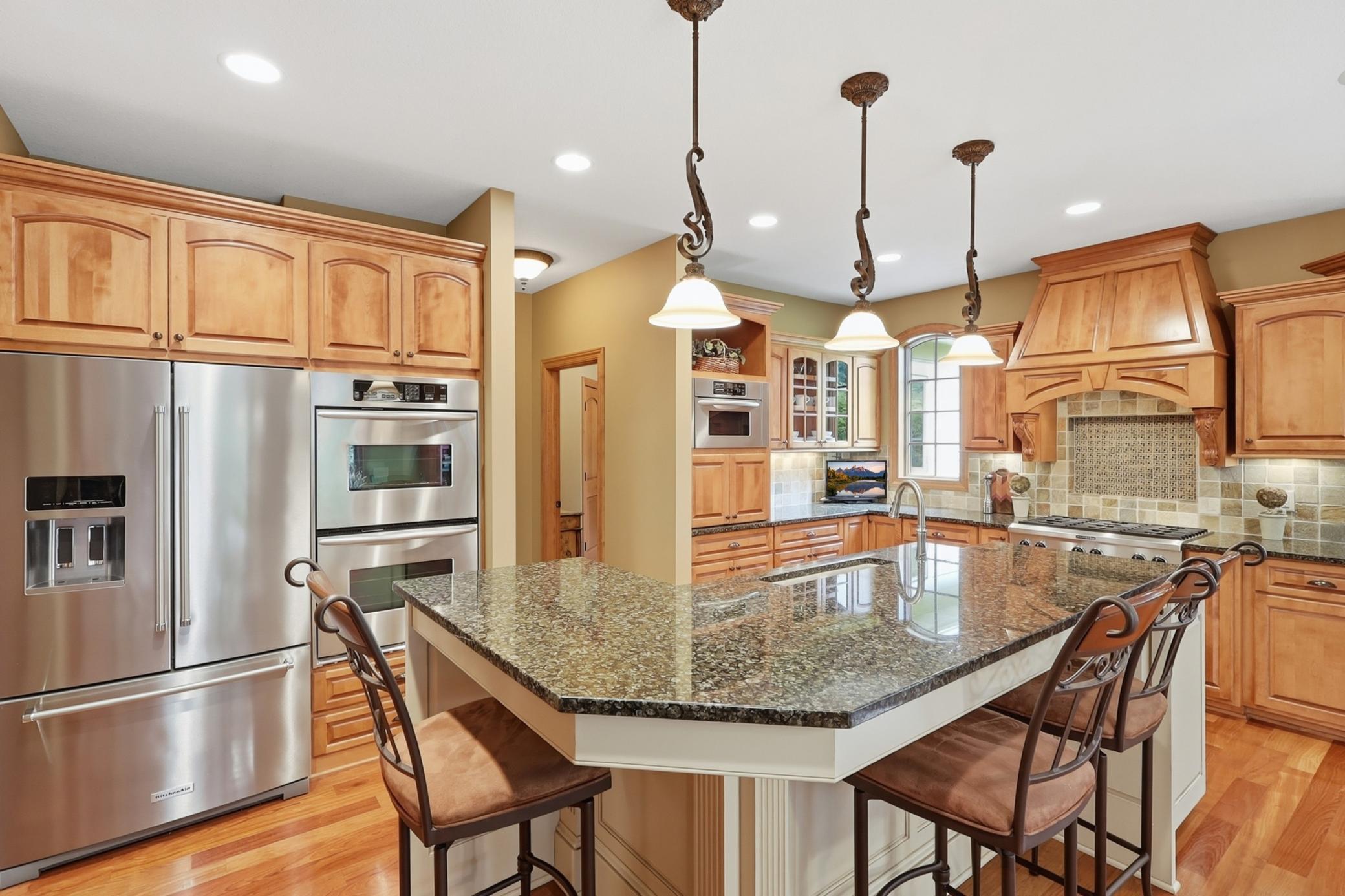 3249 Wilds Ridge Northwest Prior Lake, MN 55372 - Photo 4 of 41
