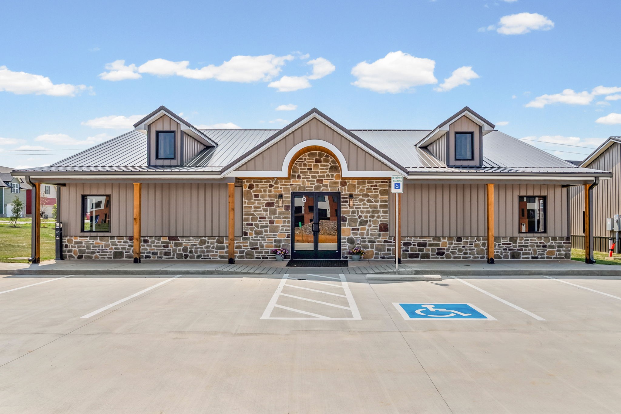 2510 Pea Ridge Road Clarksville, TN 37040 - Photo 3 of 41 front view of a house with a patio