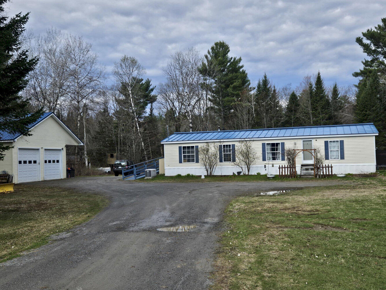 545 Hinckley Road Canaan, ME 04924 - Photo 1 of 44 1_result