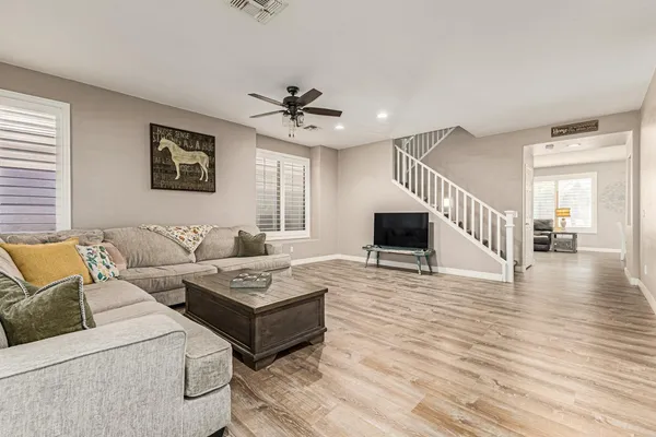 $2,900 | 3341 West Twain Court, Anthem, AZ 85086