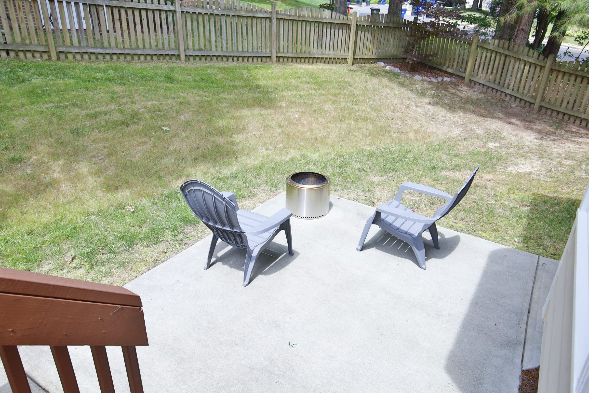 11941 North Exeter Way Raleigh, NC 27613 - Photo 28 of 32 Patio