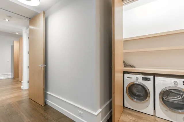 a black and white photo of a picture