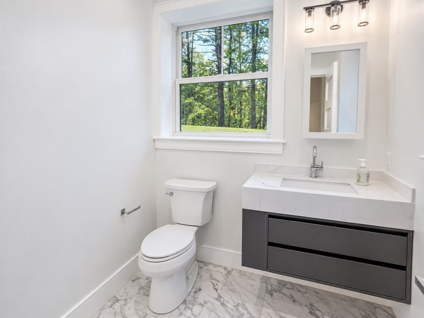 22 Lincoln Road, Unit B Lincoln, MA 01773 - Photo 12 of 17 Gallery Image 12