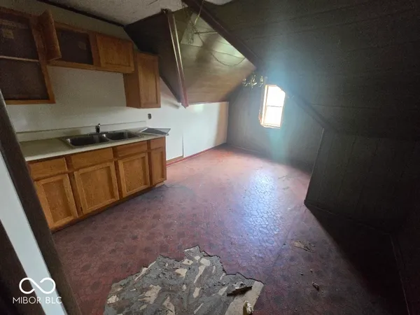 $79,900 | 1411 Locust Street, Anderson, IN 46016