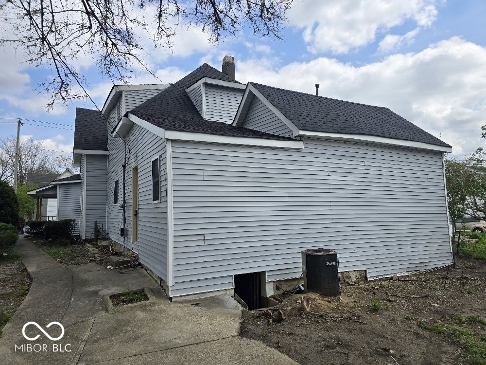 1411 Locust Street Anderson, IN 46016 - Photo 17 of 19