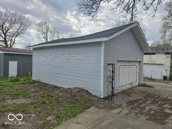 $79,900 | 1411 Locust Street, Anderson, IN 46016