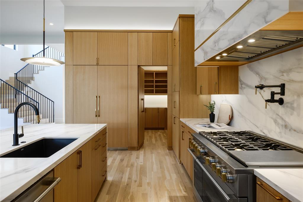 4015 Rochelle Drive Dallas, TX 75220 - Photo 17 of 40