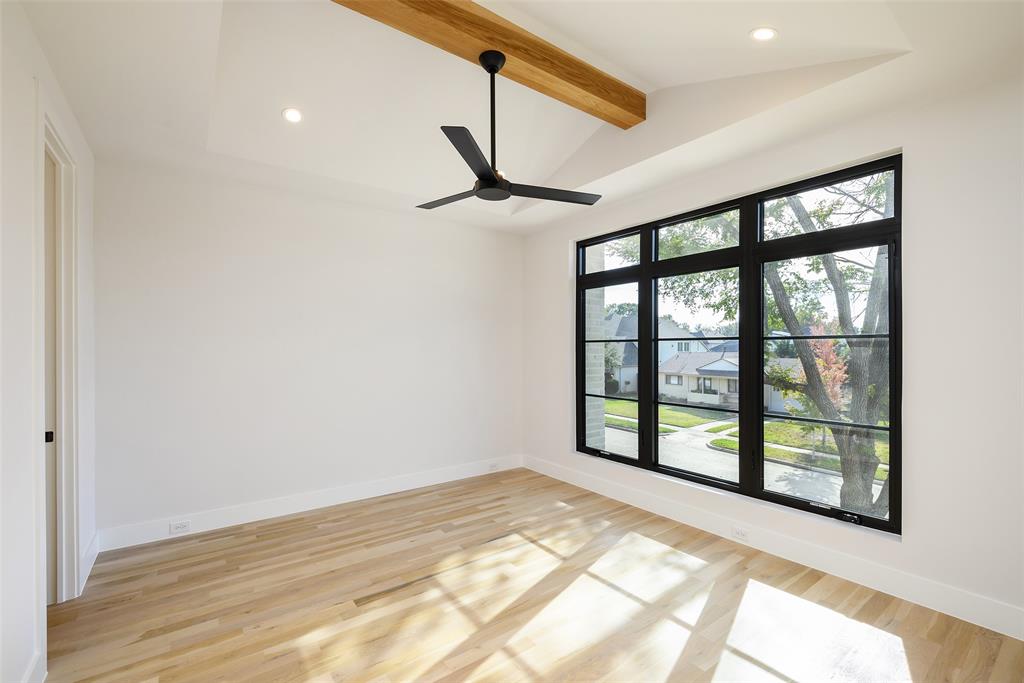 4015 Rochelle Drive Dallas, TX 75220 - Photo 31 of 40