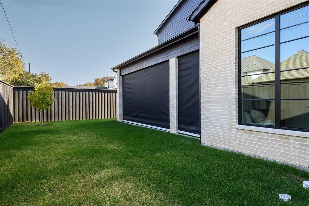 4015 Rochelle Drive Dallas, TX 75220 - Photo 38 of 40