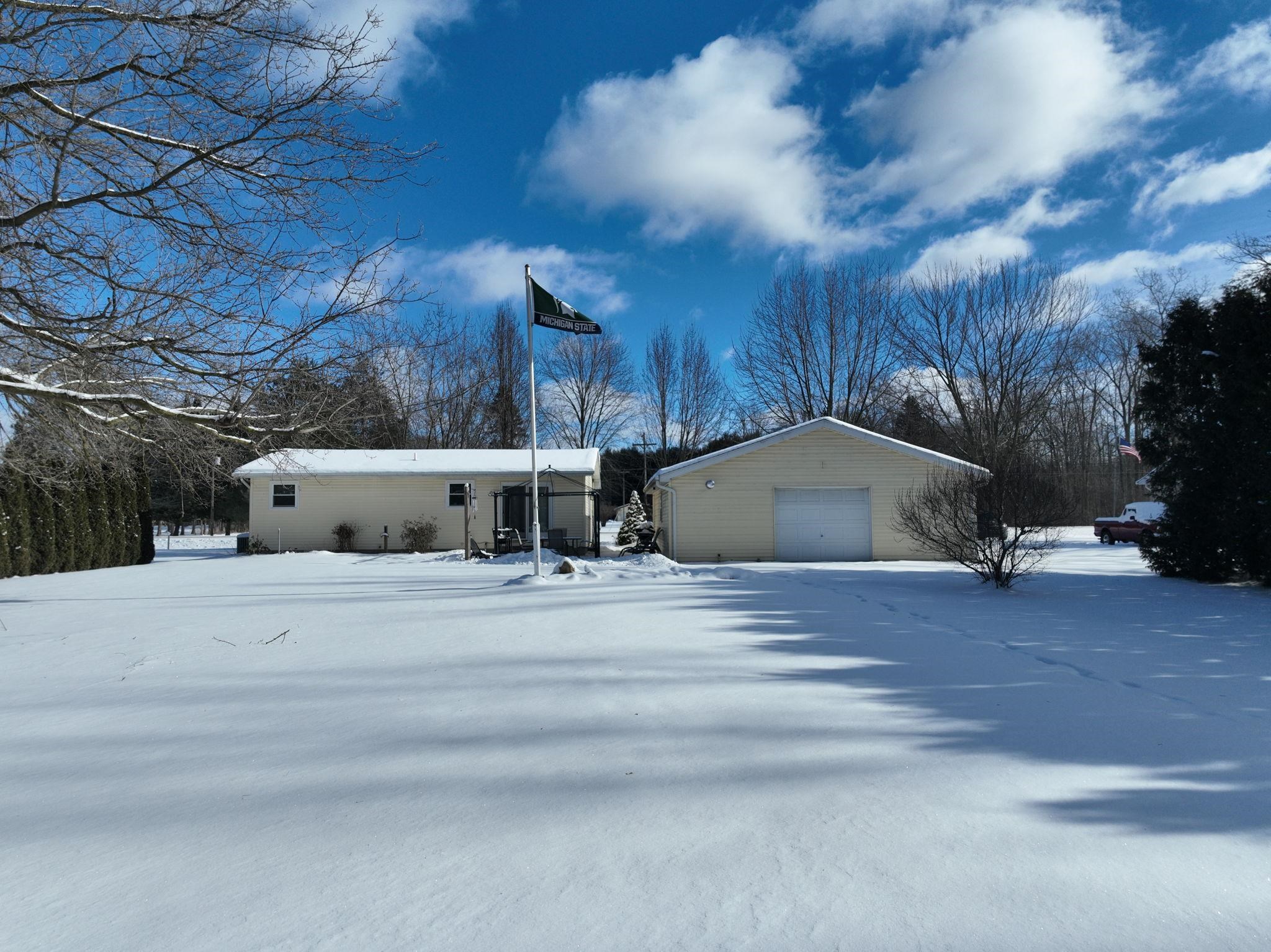 14271 Neff Road Clio, MI 48420 - Photo 24 of 39 50133093-54c4d5c0-b78a-4554-9f58-1258e8124dd5.JPG
