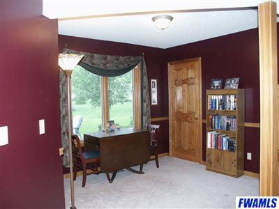 10827 Summer Chase Road Fort Wayne, IN 46818 - Photo 5 of 12