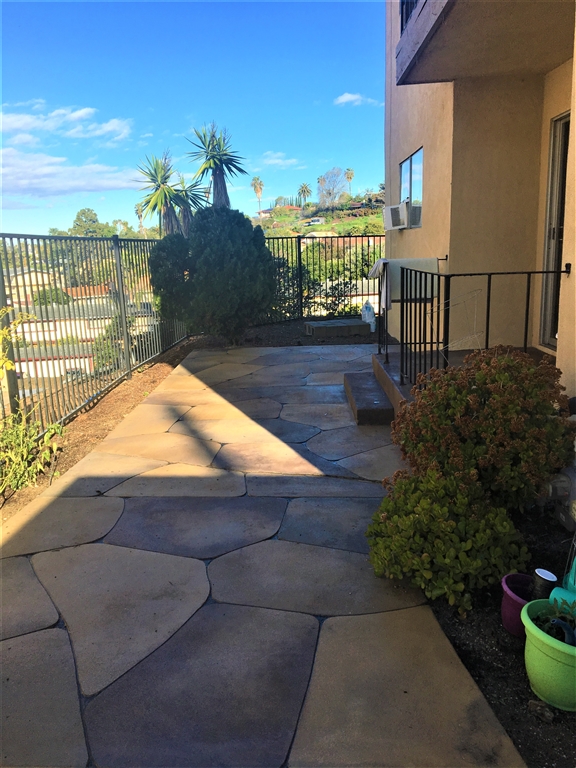 820 Normark Terrace Vista, CA 92084 - Photo 4 of 5