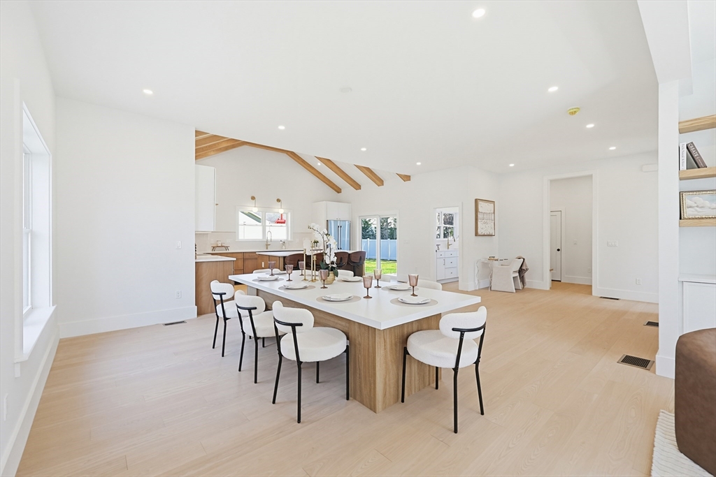 9 Cypress Road Natick, MA 01760 - Photo 13 of 40