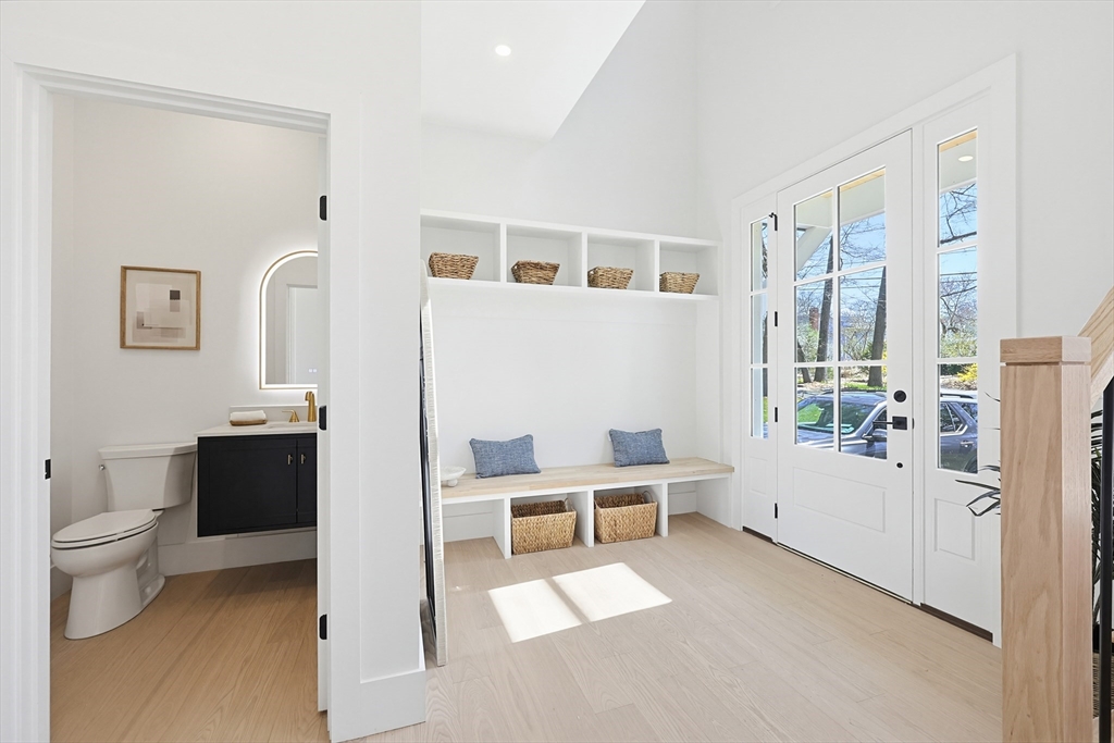 9 Cypress Road Natick, MA 01760 - Photo 5 of 40