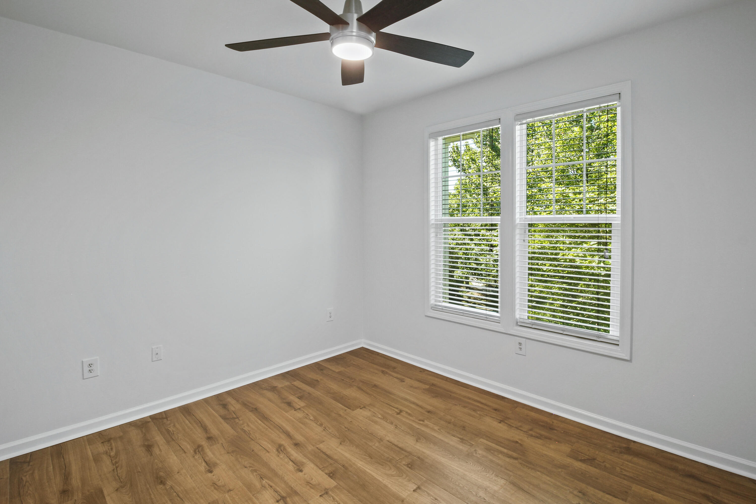 2033 Chatelain Way Mount Pleasant, SC 29464 - Photo 12 of 25 2033_12