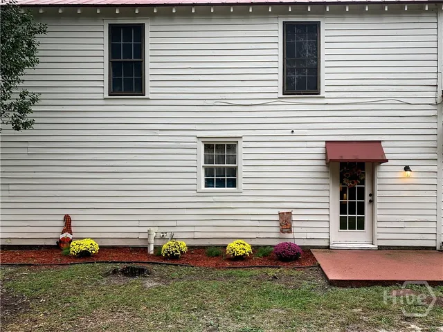 $1,400 | 302 Jefferson Street, Unit 2, Springfield, GA 31329