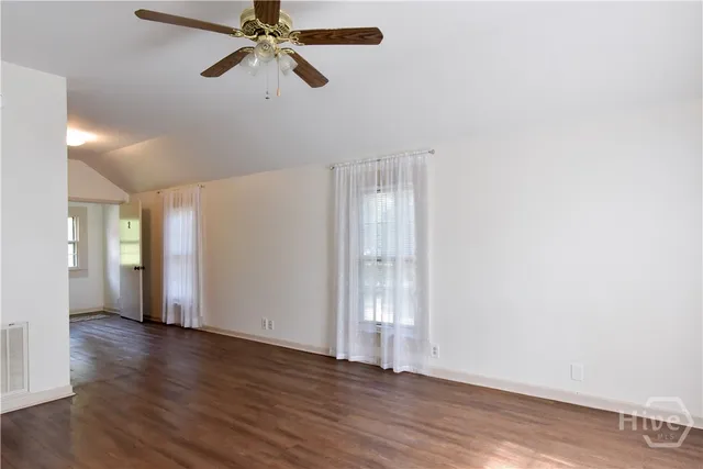 $1,400 | 302 Jefferson Street, Unit 2, Springfield, GA 31329