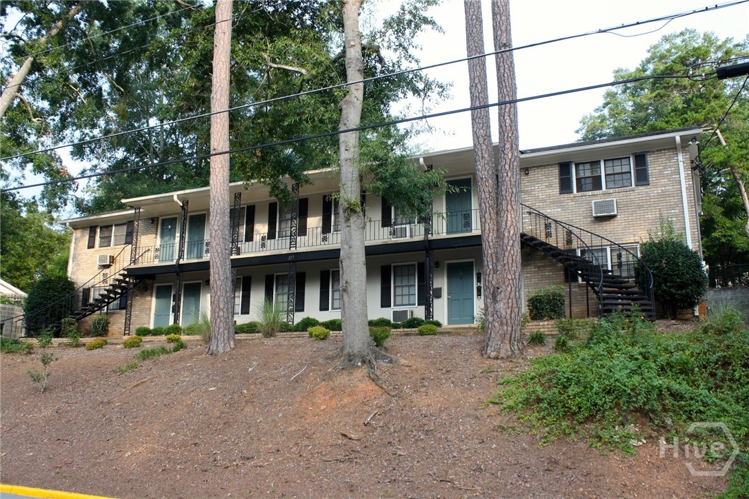 223 East Cloverhurst Avenue, Unit 8 Athens, GA 30605 - Photo 1 of 4