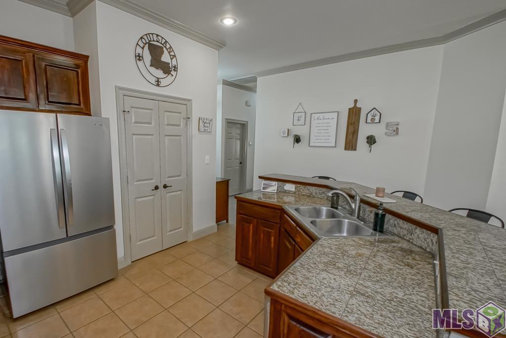 10378 Montrachet Drive Baton Rouge, LA 70817 - Photo 13 of 41