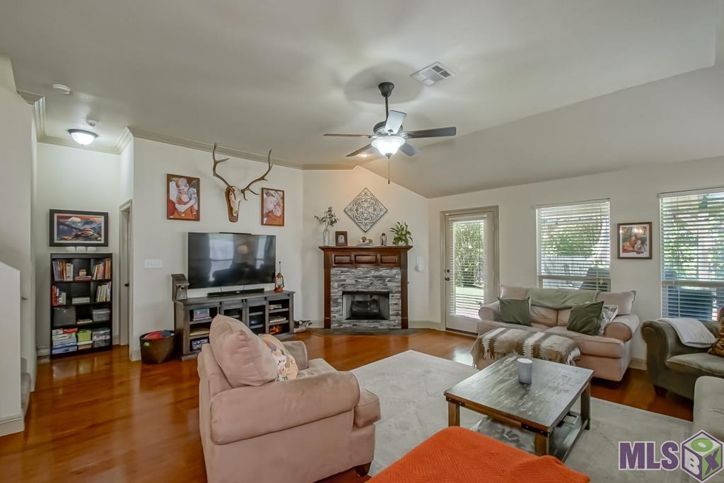 10378 Montrachet Drive Baton Rouge, LA 70817 - Photo 17 of 41