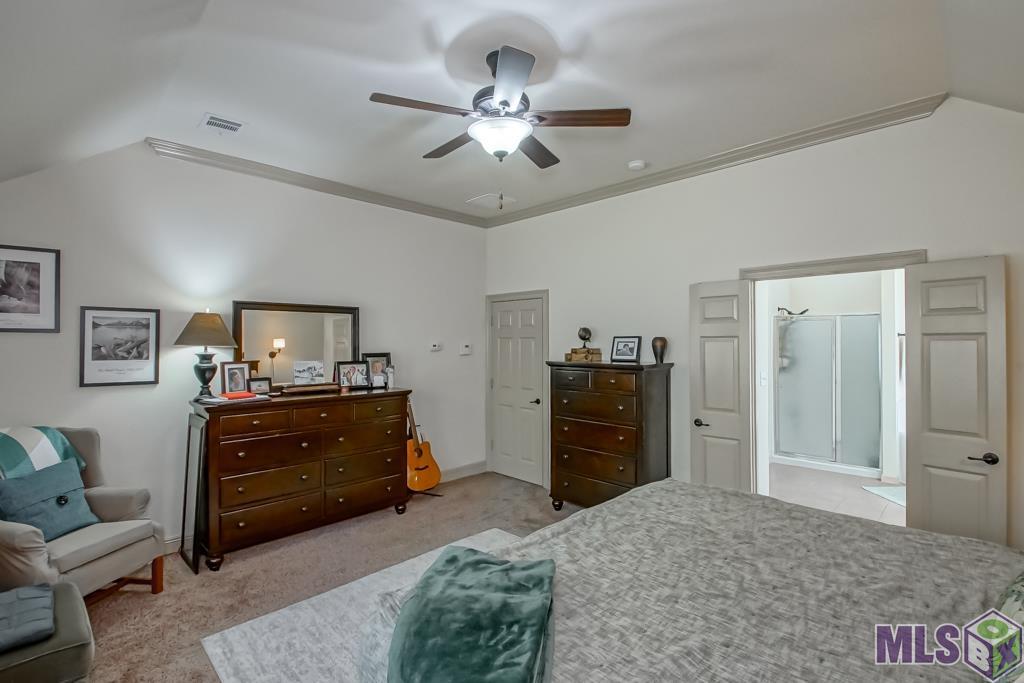 10378 Montrachet Drive Baton Rouge, LA 70817 - Photo 20 of 41