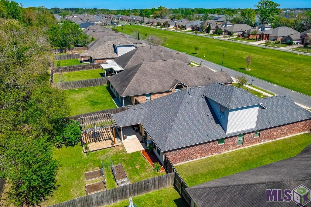 10378 Montrachet Drive Baton Rouge, LA 70817 - Photo 37 of 41