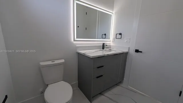 $2,500 | 3302 East 18th Street, Unit ST, Lehigh Acres, FL 33972