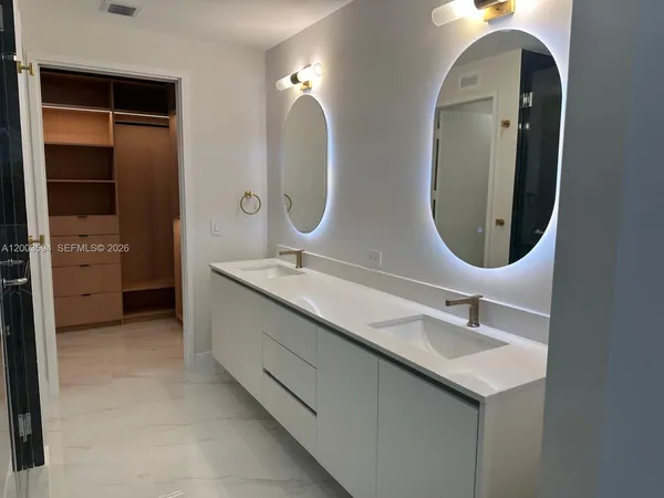 $10,500 | 700 Northeast 24th Street, Unit 2605, Miami, FL 33137