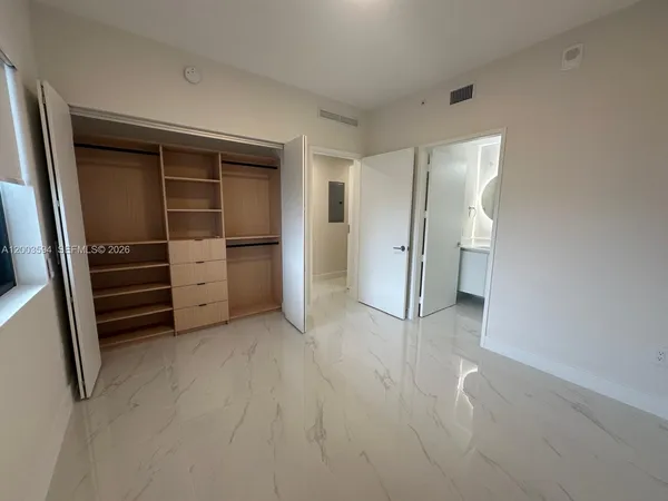 $10,500 | 700 Northeast 24th Street, Unit 2605, Miami, FL 33137