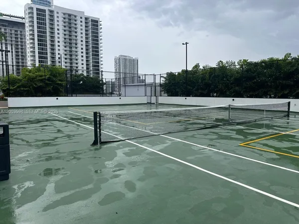$10,500 | 700 Northeast 24th Street, Unit 2605, Miami, FL 33137