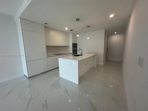 $10,500 | 700 Northeast 24th Street, Unit 2605, Miami, FL 33137