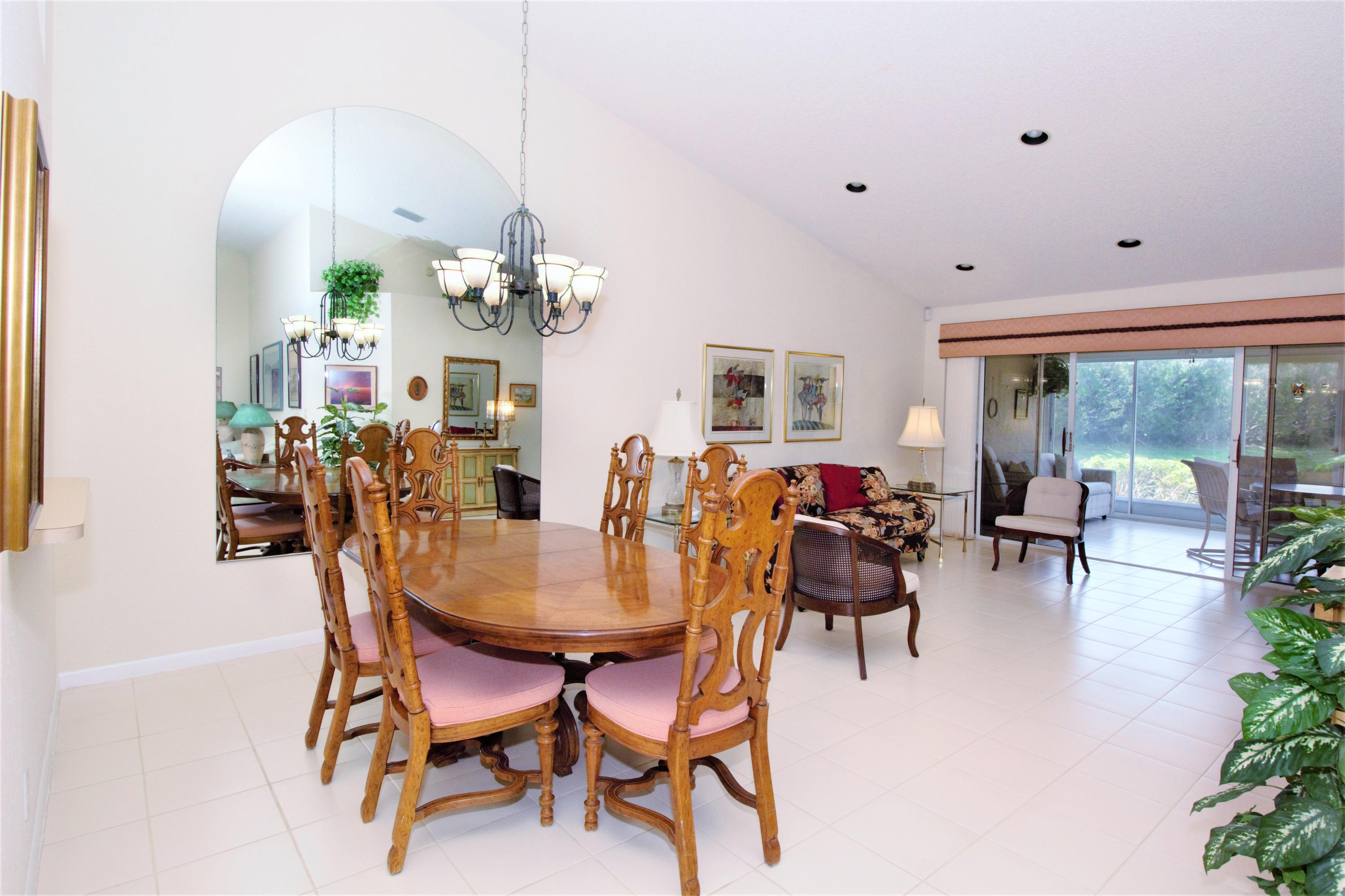 7933 Sandy Pointe Drive Delray Beach, FL 33446 - Photo 14 of 42 DINING/LIVING AREA