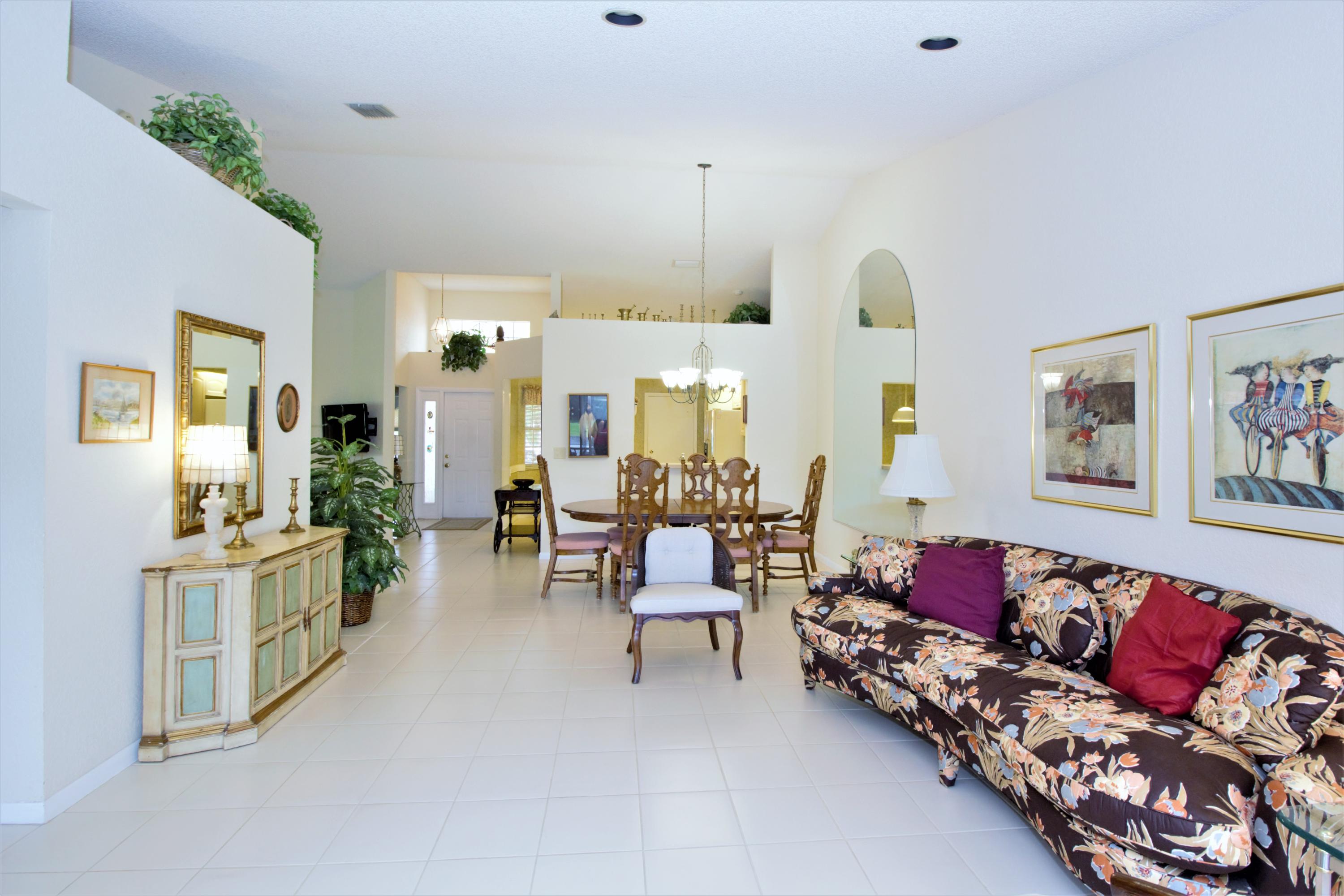 7933 Sandy Pointe Drive Delray Beach, FL 33446 - Photo 15 of 42 LIVING TO DINING AREA